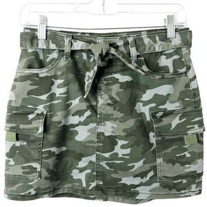 Justice NWT Girls' Green Camouflage Skort w/Pockets and Tie Belt Size 16